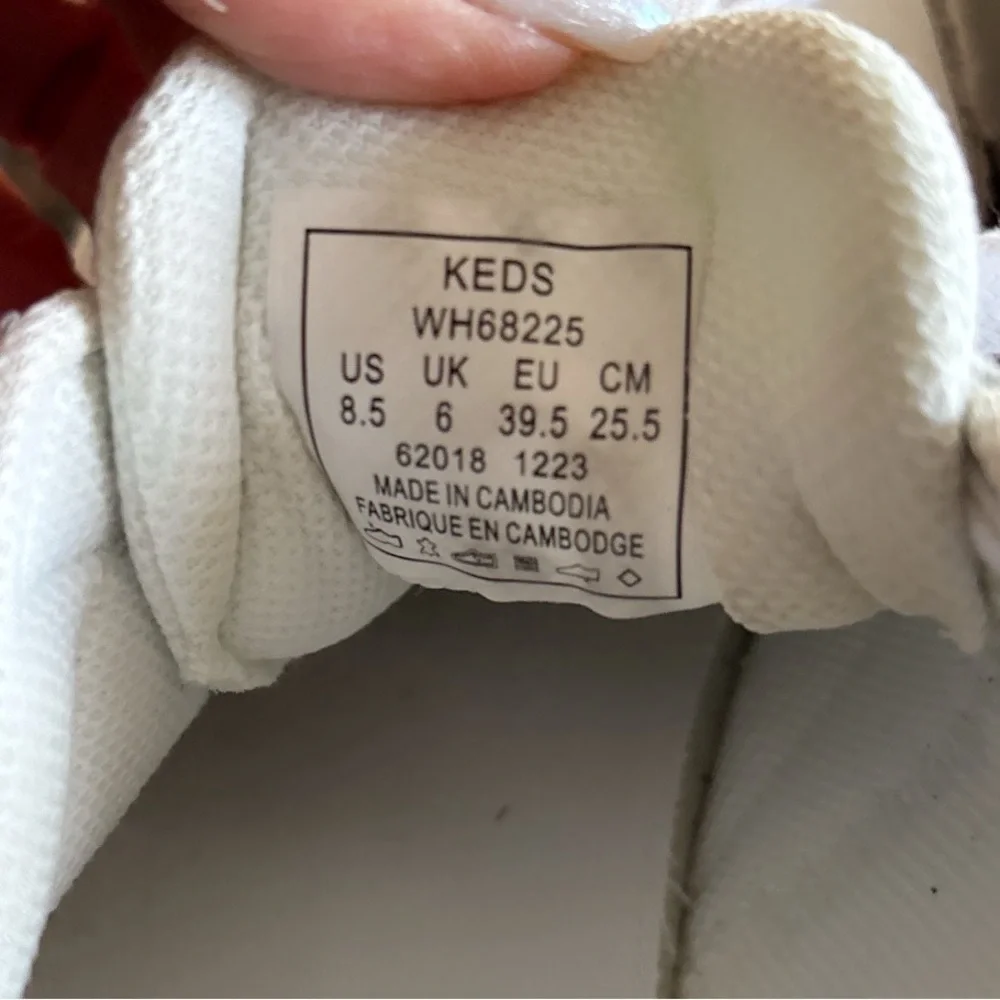 Keds Women's The Court Leather Sneaker - White 8.5 EUC